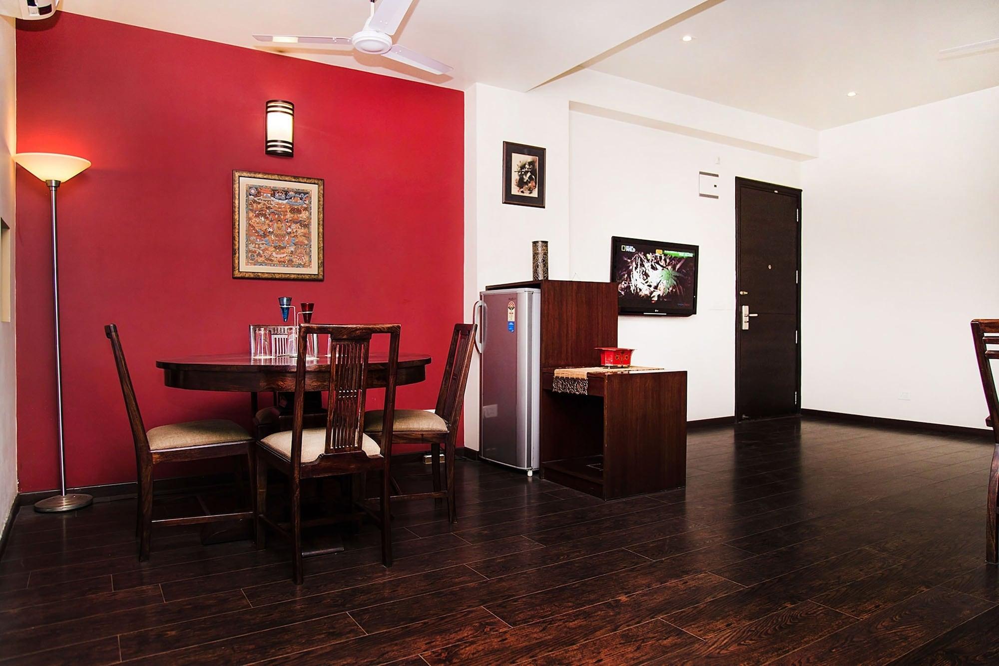 Mantra Amaltas Hotel New Delhi Ngoại thất bức ảnh