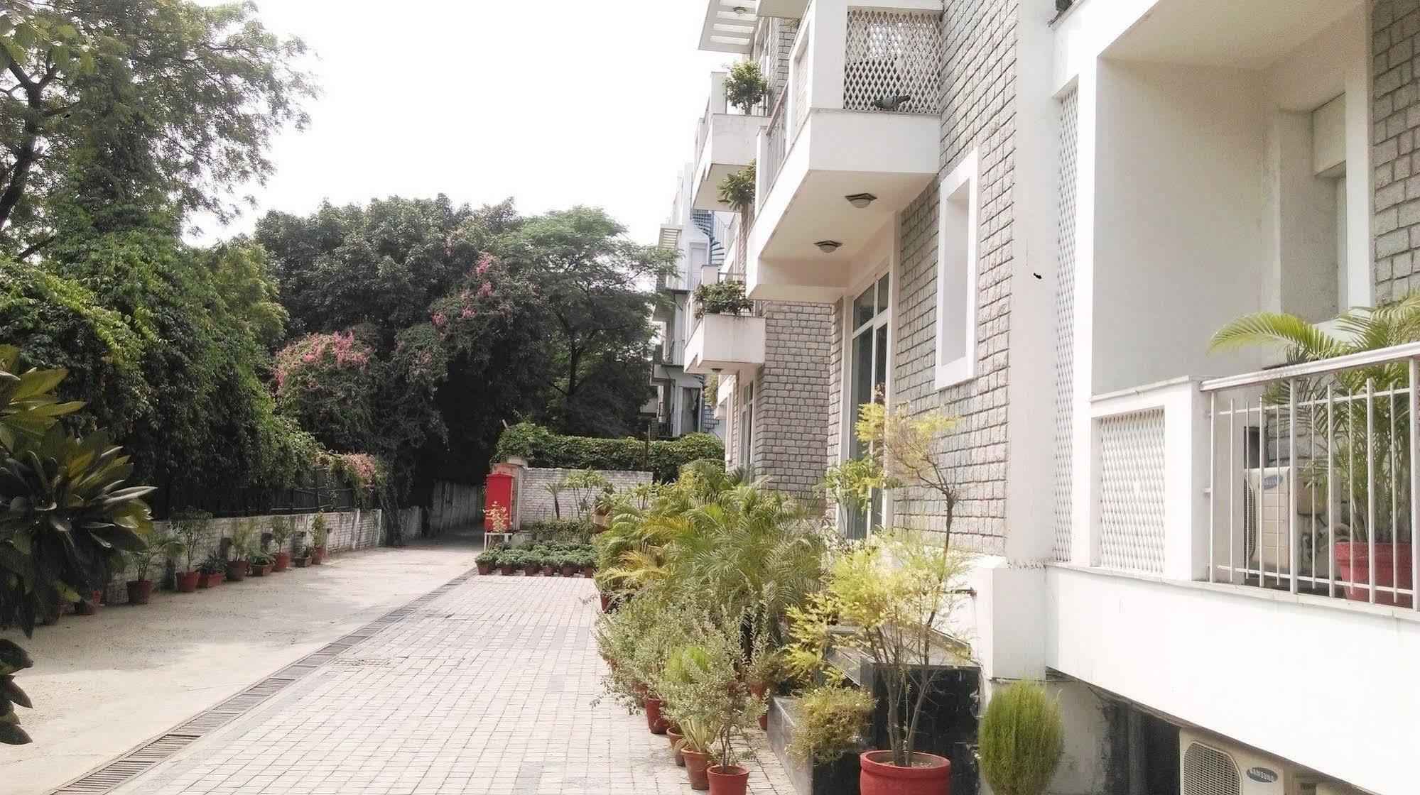 Mantra Amaltas Hotel New Delhi Ngoại thất bức ảnh